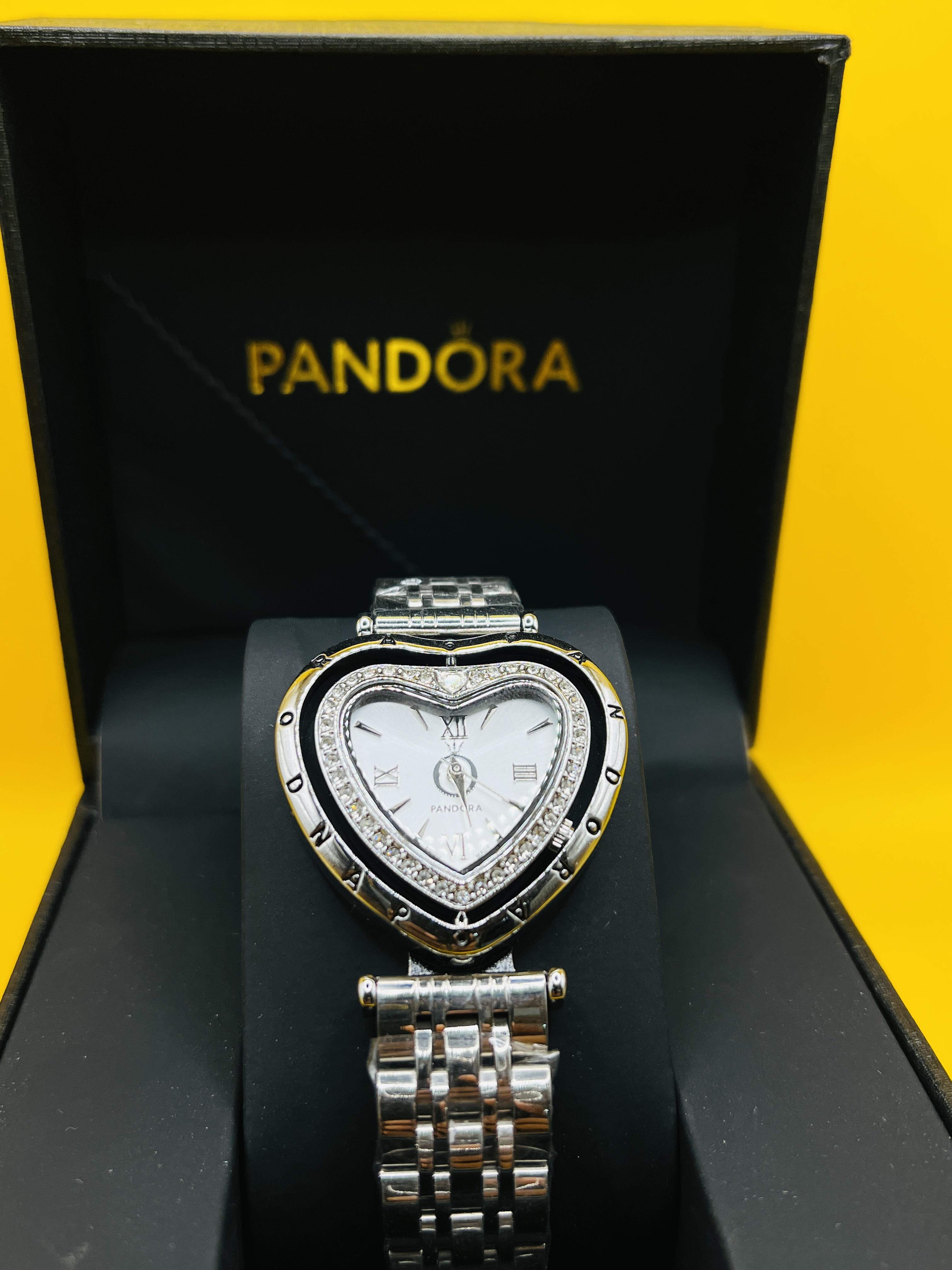Reloj Pandora De Corazón