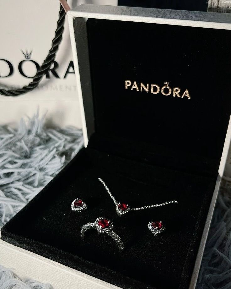 Set  Pandora Rojo